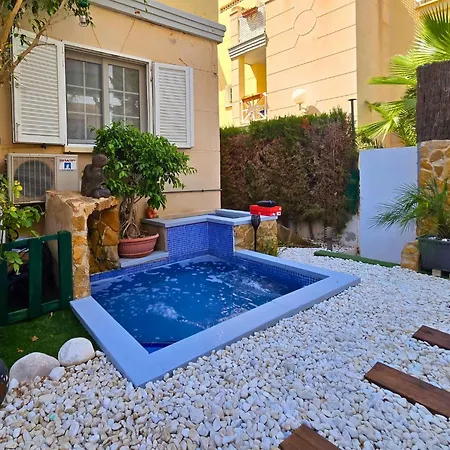 Lägenhet Veleta Prive : Con Mini Piscina Torrevieja