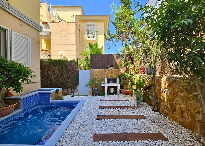 Veleta Prive : Con Mini Piscina Torrevieja